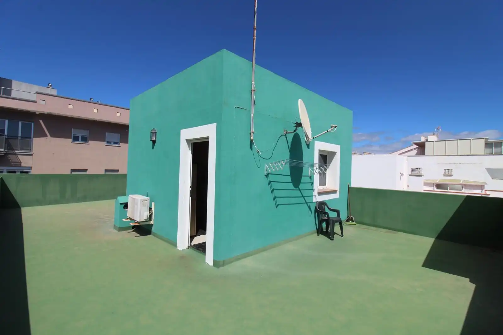 Vista exterior de Edificio en venta en San Cristóbal de la Laguna
