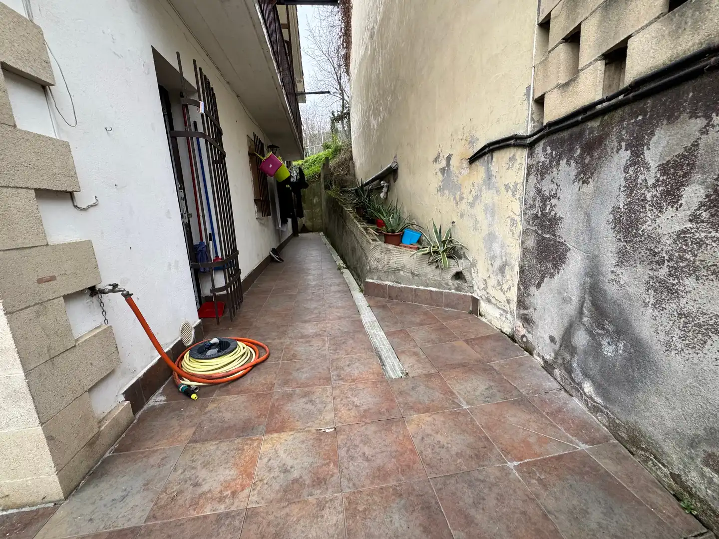 Vista exterior de Piso en venta en Zestoa con Calefacción, Terraza y Amueblado