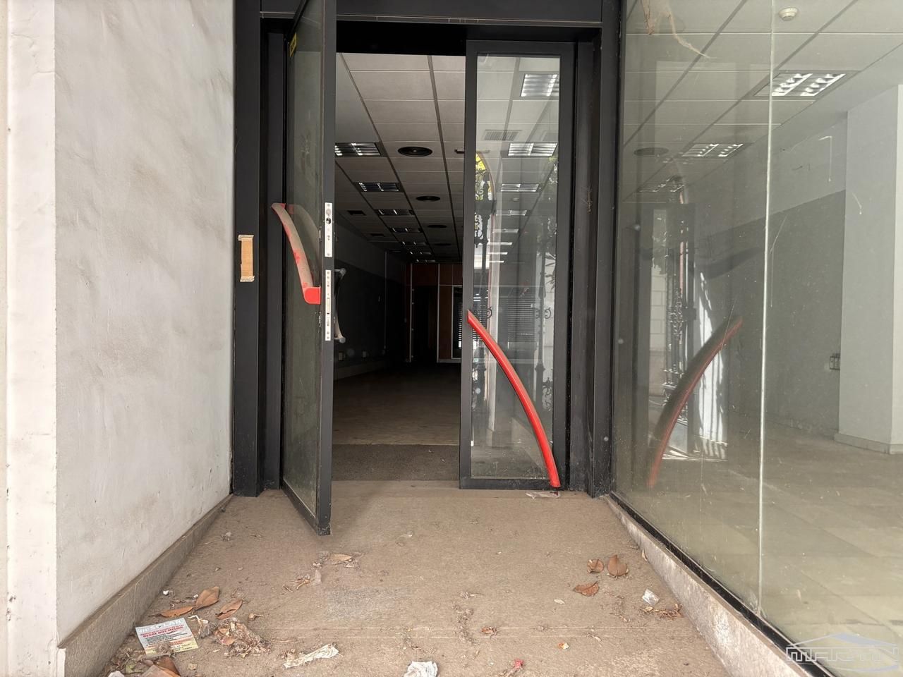 Building for sale in Cabra