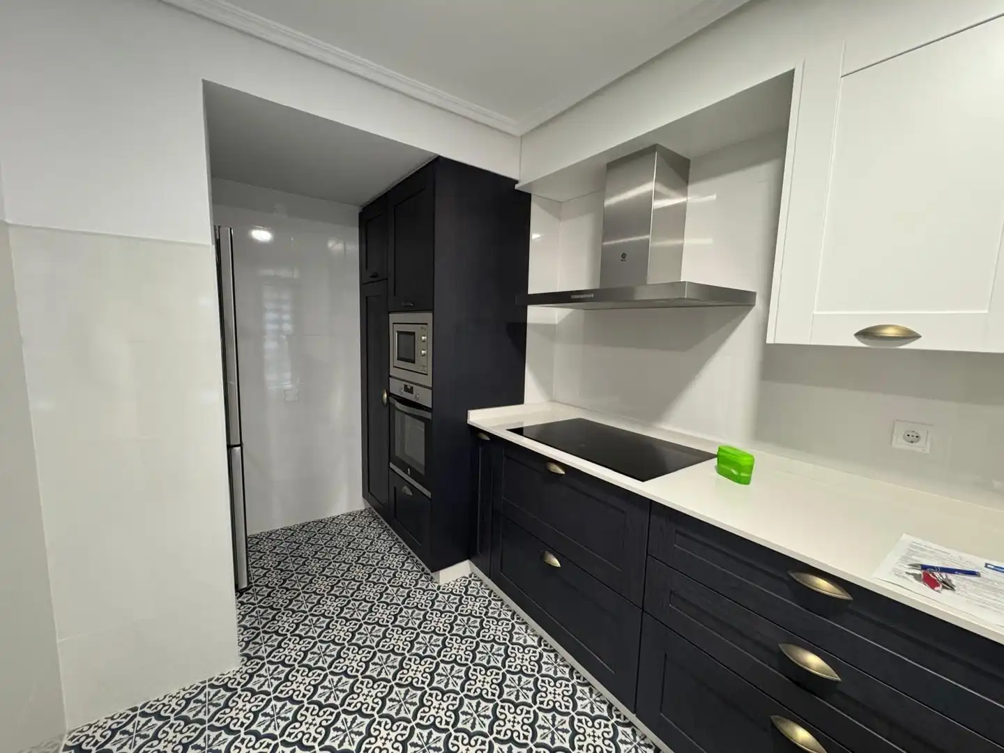 Piso en venta en MONASTERIO CARR, 3, Zona Alta
