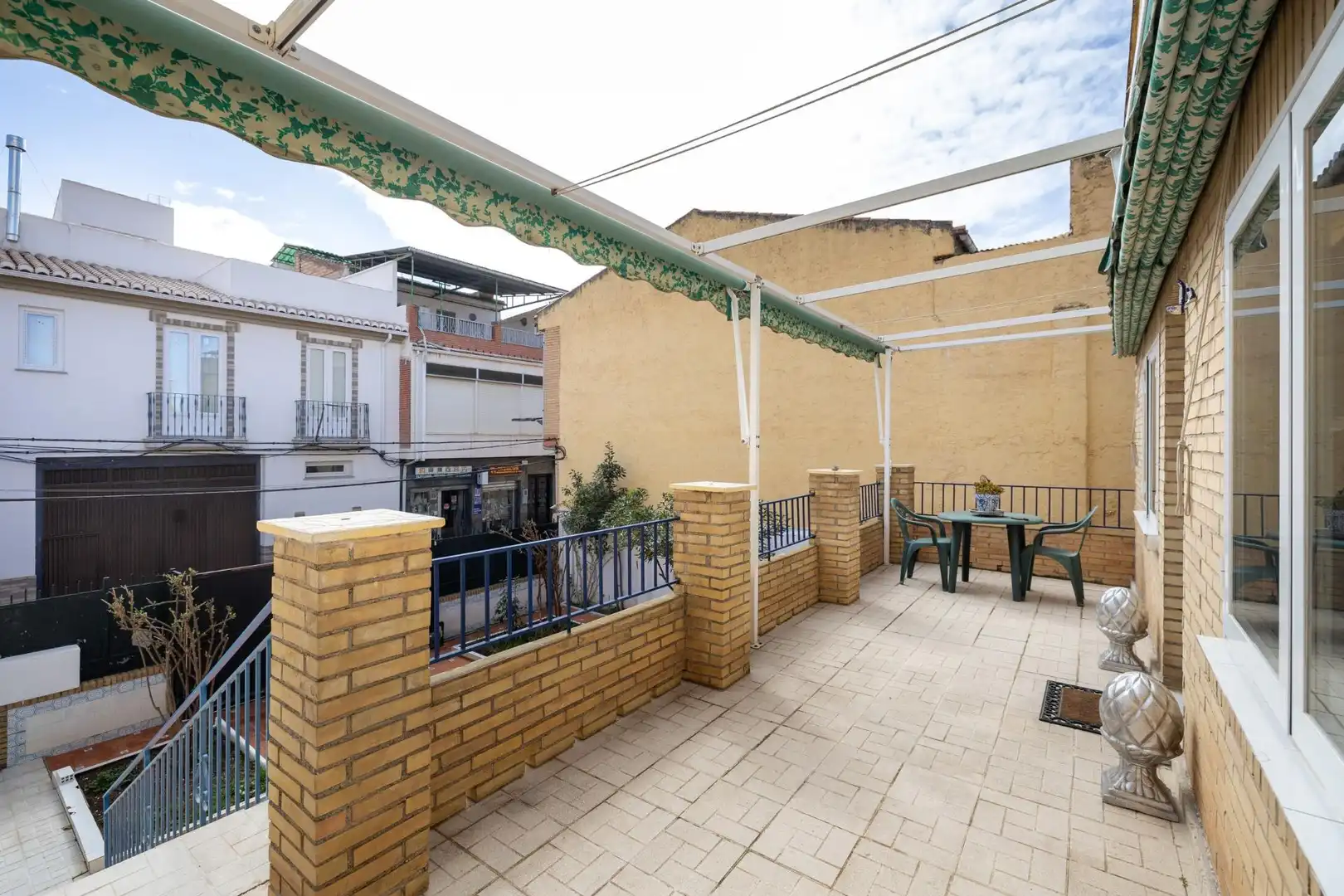 Terrassa de Casa o xalet en venda en Armilla amb Aire condicionat, Traster i Balcó
