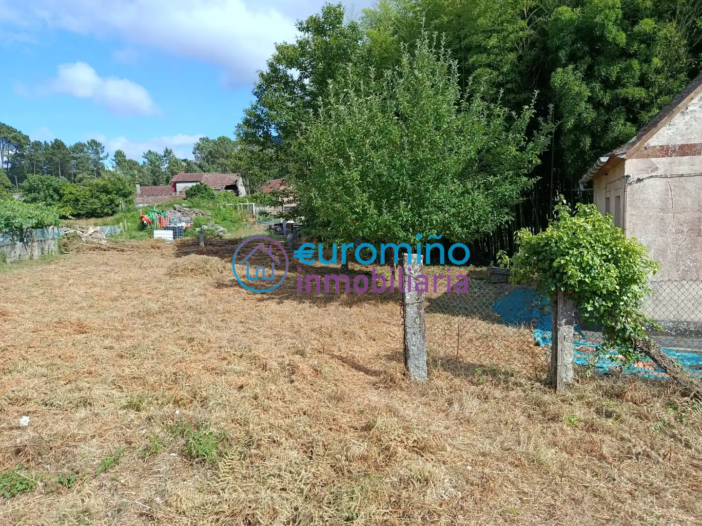 Casa o chalet en venta en Salvaterra de Miño con Jardín privado, Trastero y Amueblado