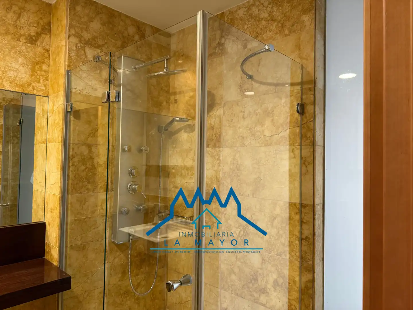 Bathroom of Duplexes for sale in Ciudad Real  with Air Conditioner, Heating and Private garden