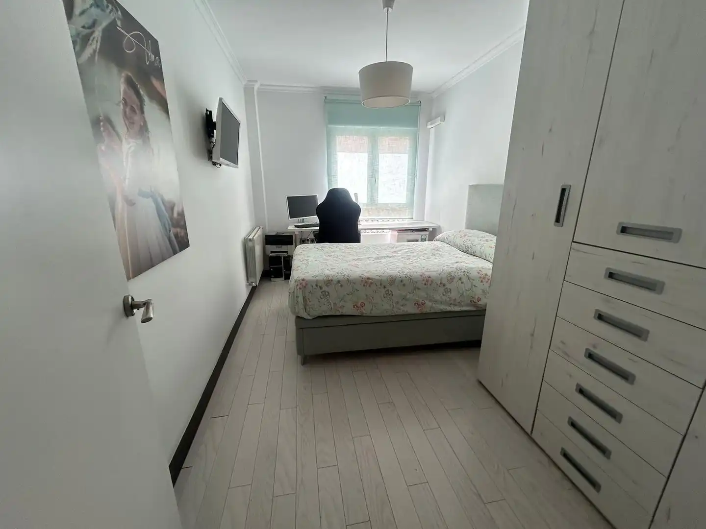 Habitación de Apartamento en venta en Yecla con Calefacción, Trastero y Amueblado