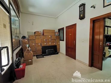 Locale commerciale in vendita a Pío Xii