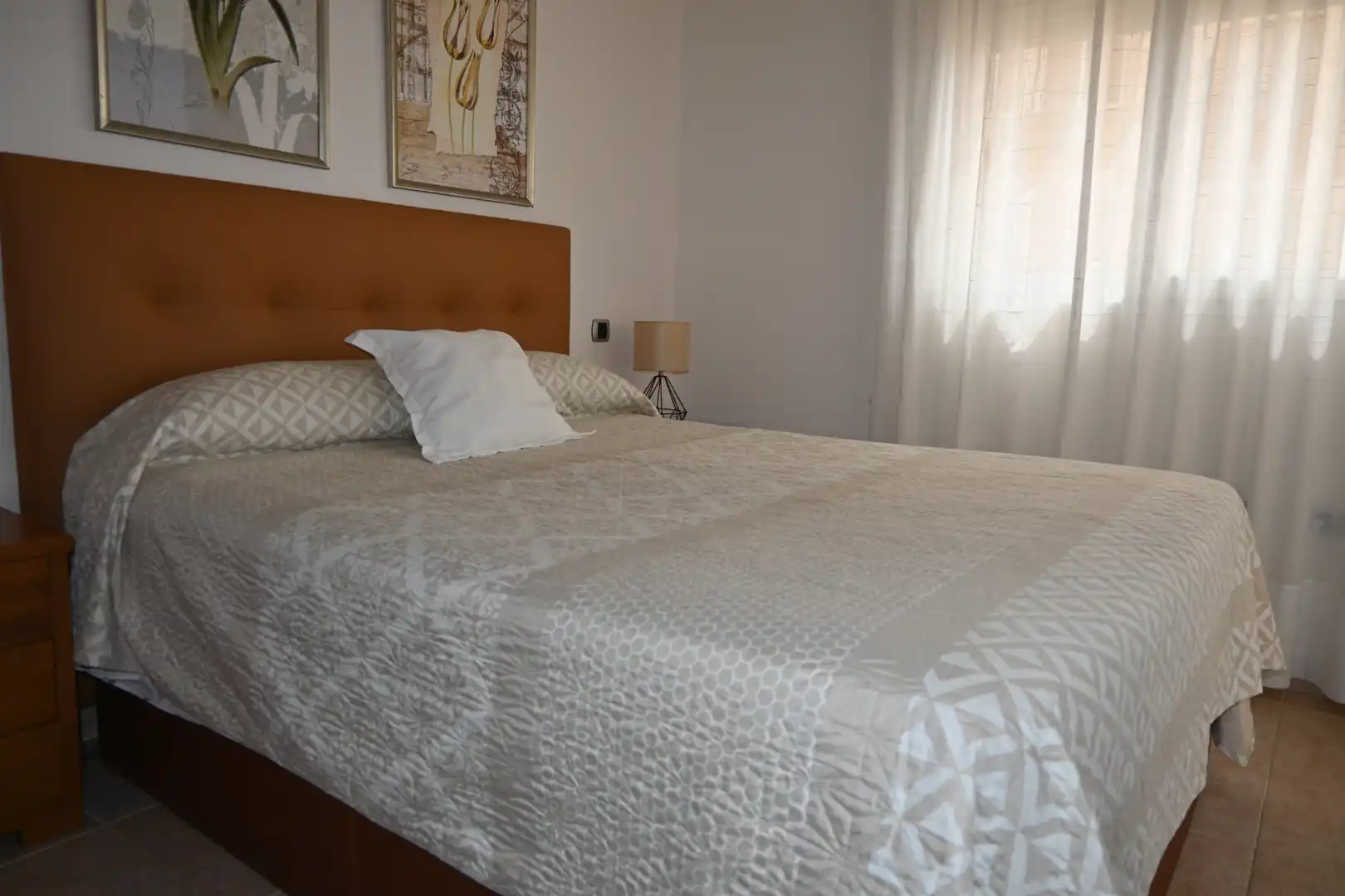 Schlafzimmer von Wohnungen zum Verkauf in La Manga del Mar Menor mit Klimaanlage, Heizung und Terrasse