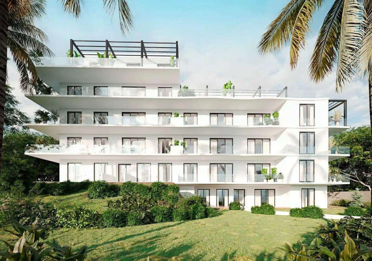 Vivienda con piscina en venta en El Faro de Calaburra - Chaparral