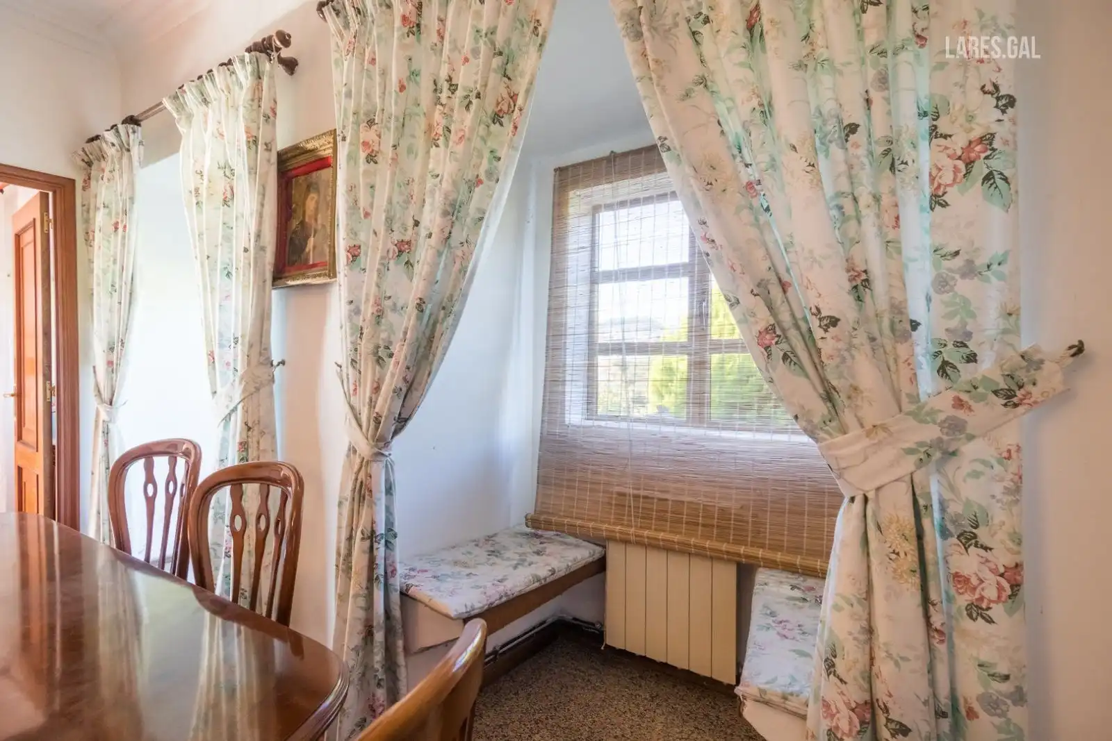 Habitación de Edificio en venta en Cangas 