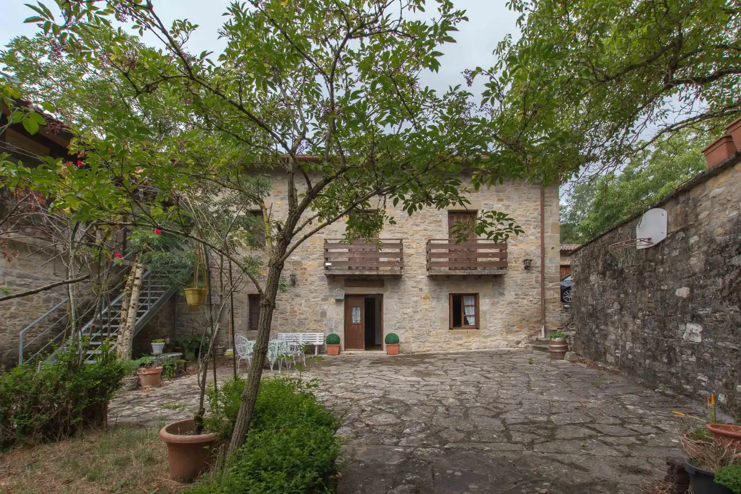 Vista exterior de Casa o chalet en venta en Atetz con Calefacción, Terraza y Amueblado