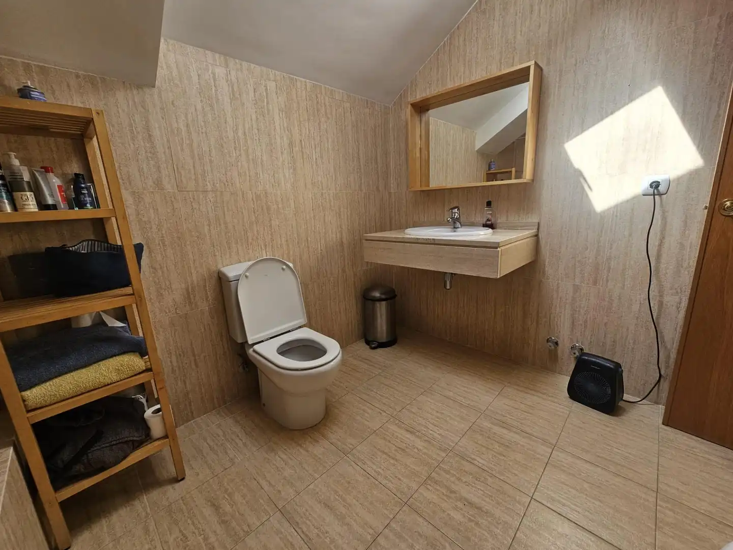 Baño de Piso en venta en Bétera con Aire acondicionado, Calefacción y Jardín privado