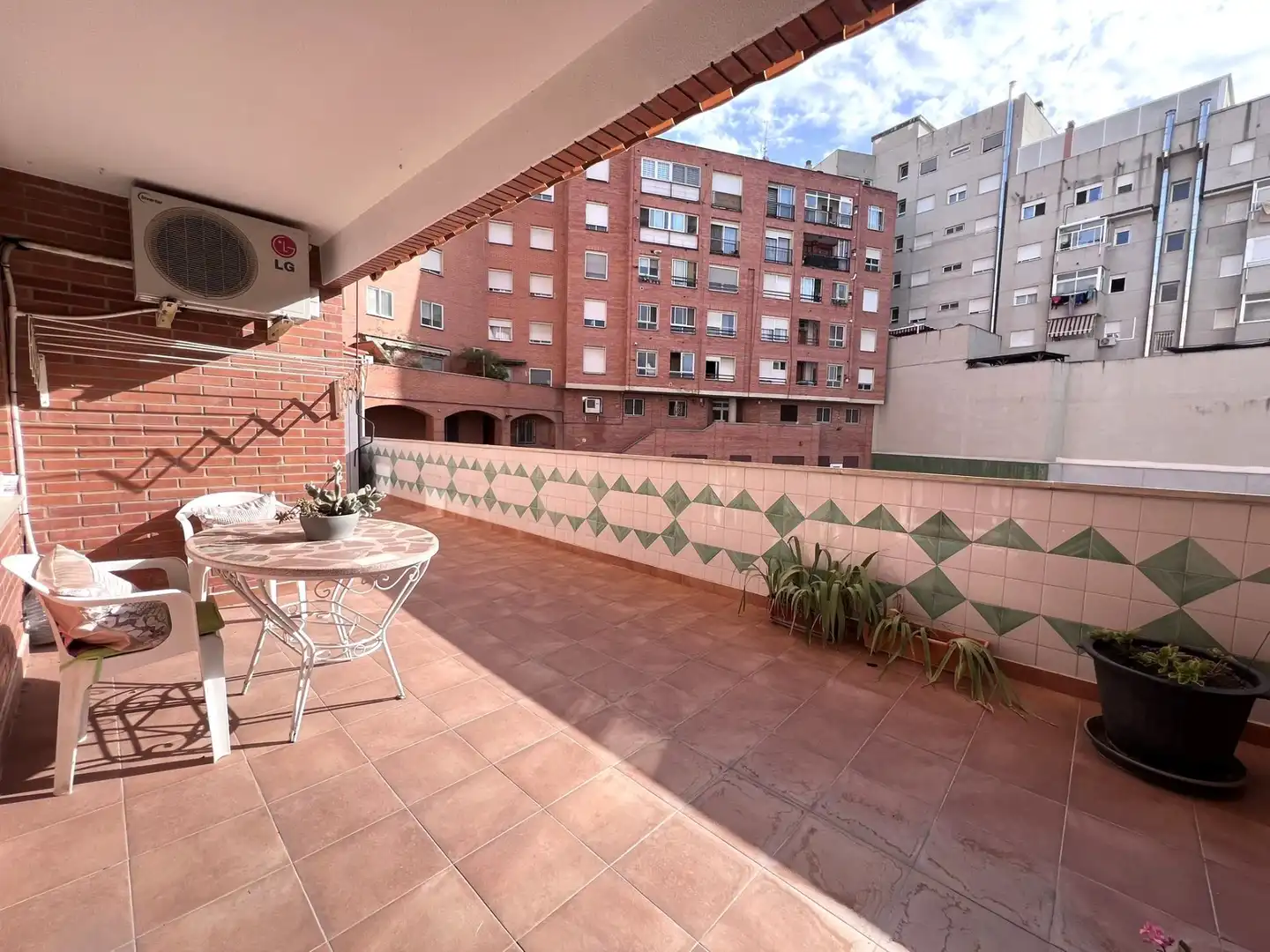 Flat with lift for sale in Centre - Zona Alta, imagen 2