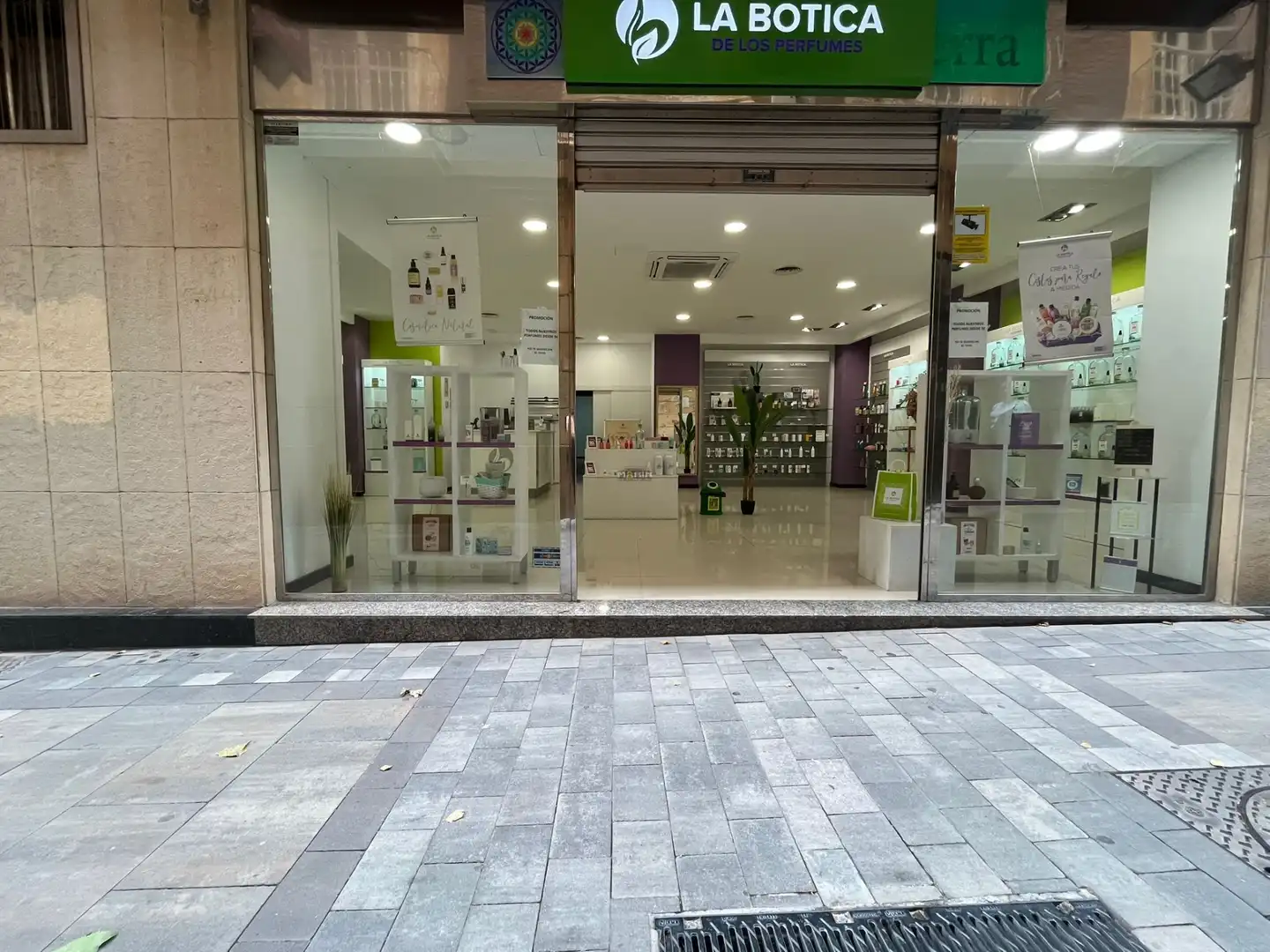 Local comercial de lloguer a Calle San Fernando