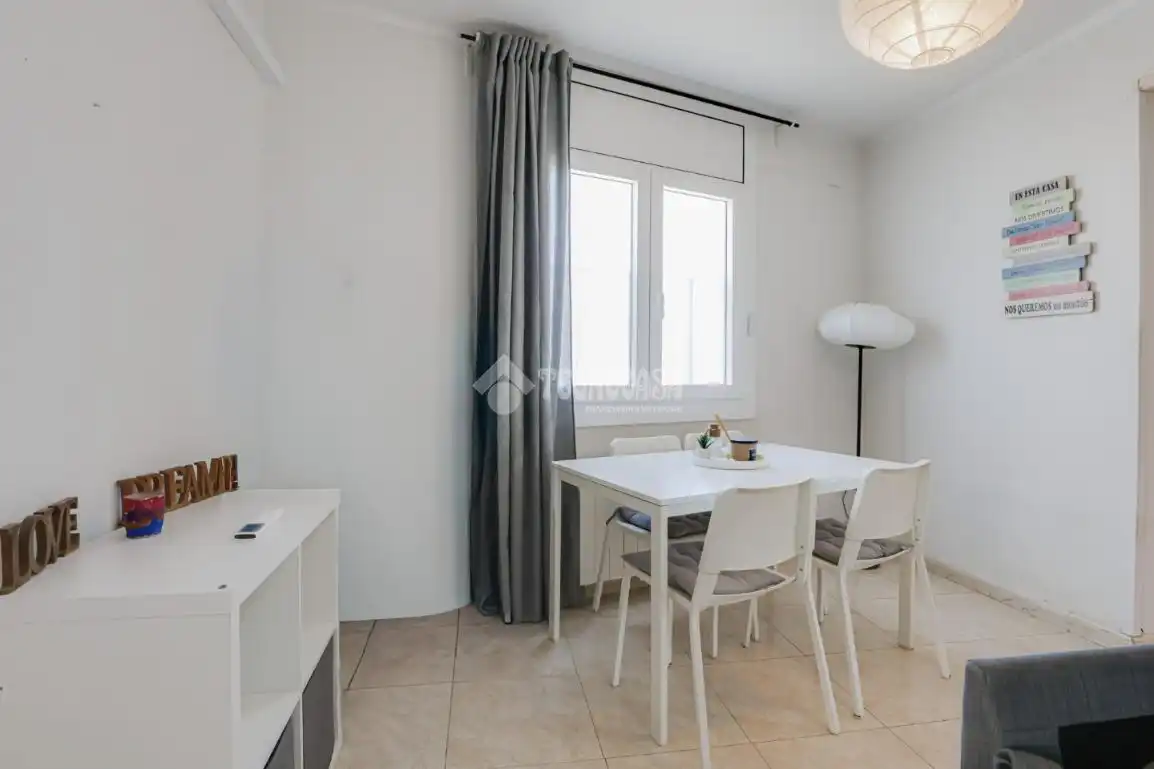 Esszimmer von Einfamilien-Reihenhaus zum Verkauf in Martorelles