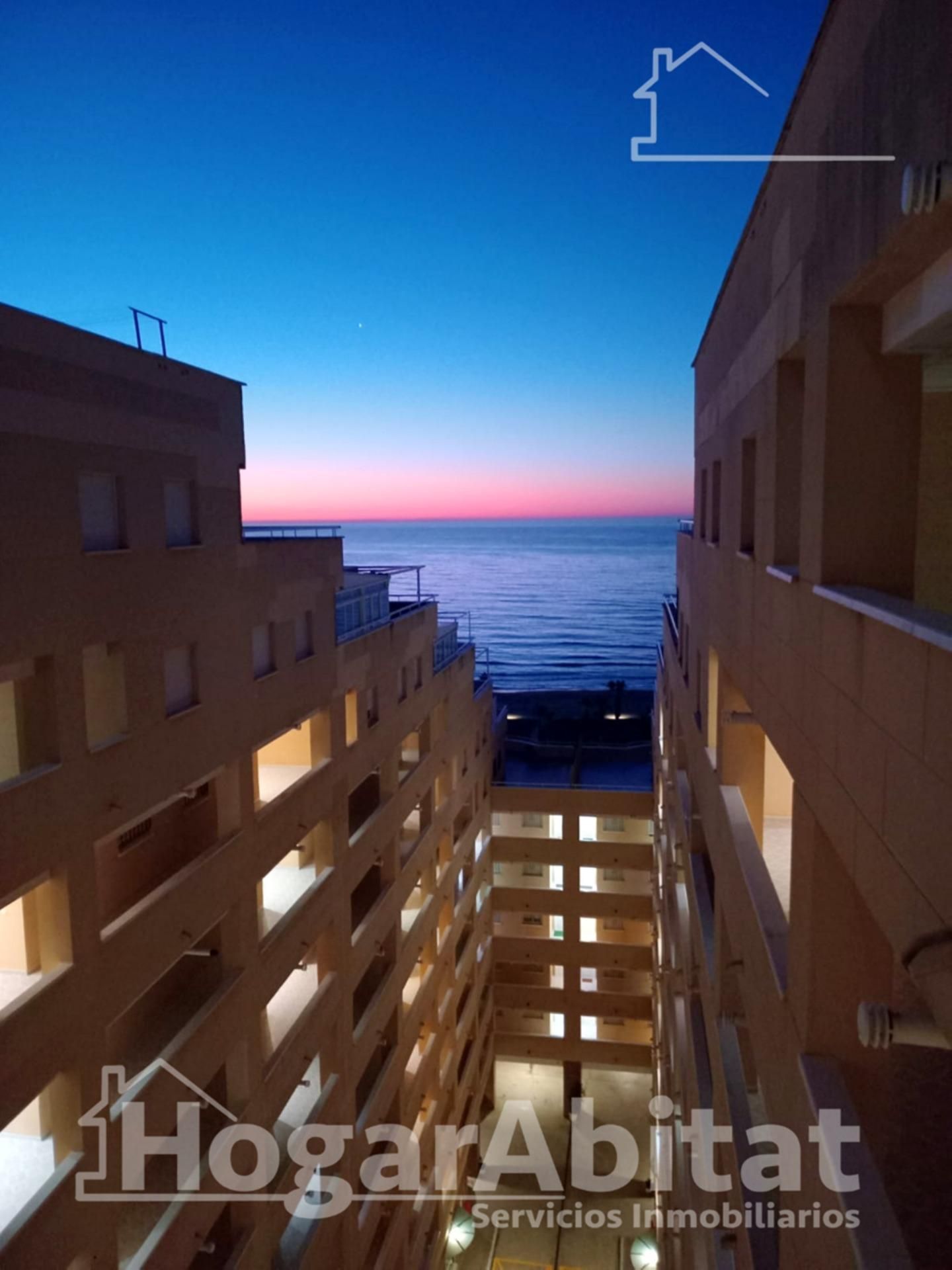 Vista exterior de Pis en venda en Oropesa del Mar / Orpesa amb Aire condicionat, Balcó i Piscina comunitària