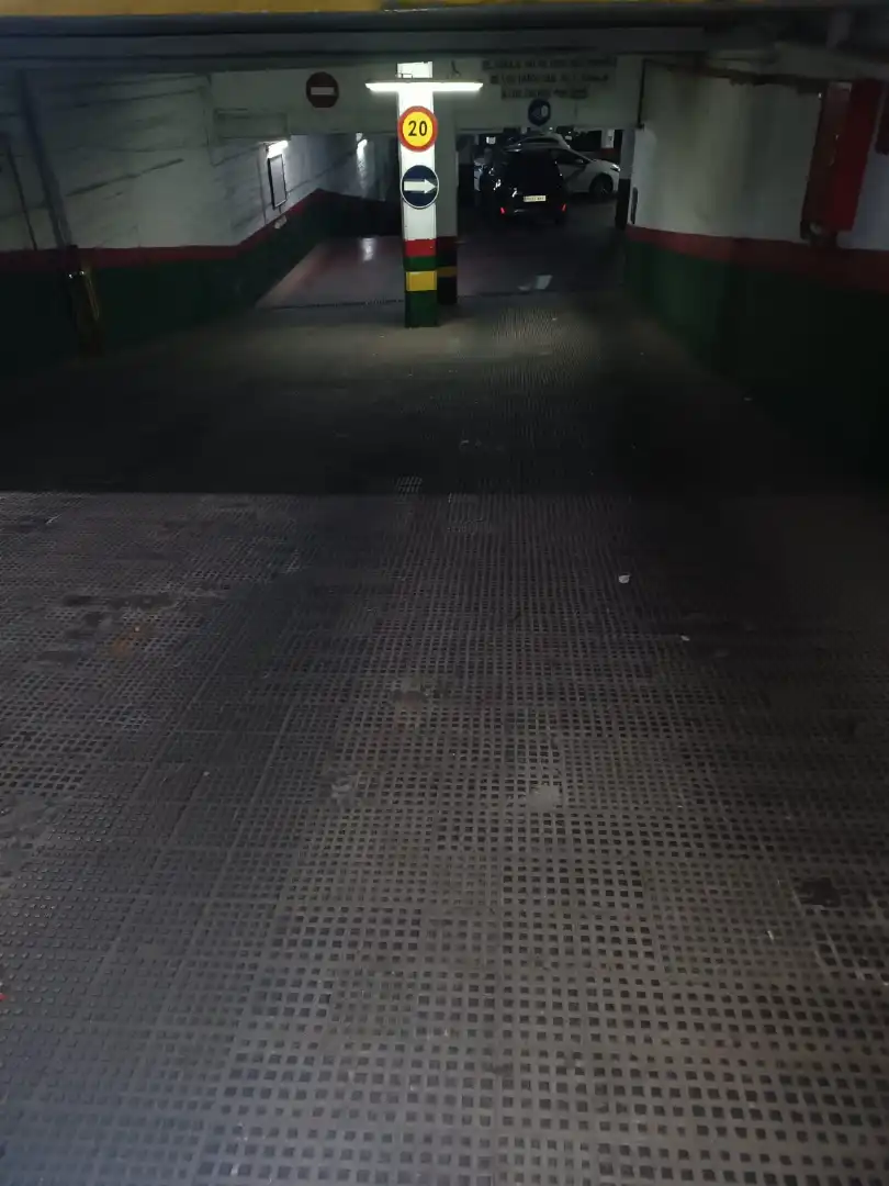 Garage for rent in Madrid