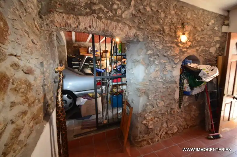 Casa con jardín en venta en Palau-saverdera, imagen 8
