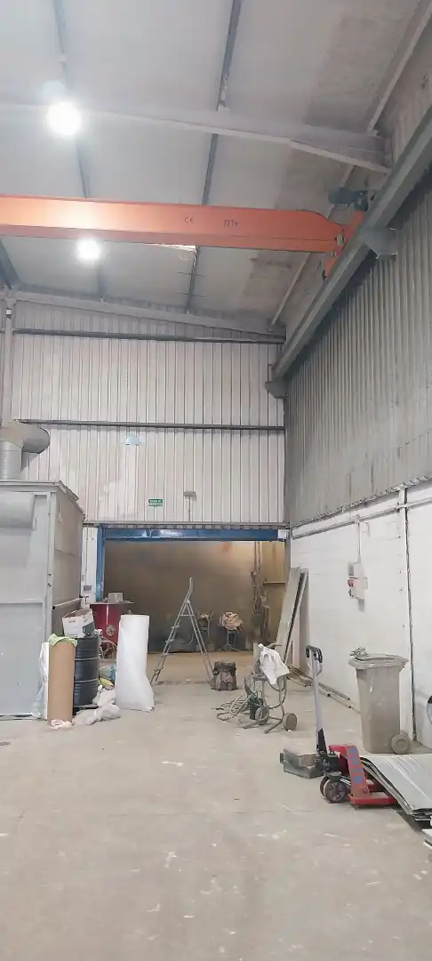 Nau industrial de lloguer en Camarma de Esteruelas amb Alarma