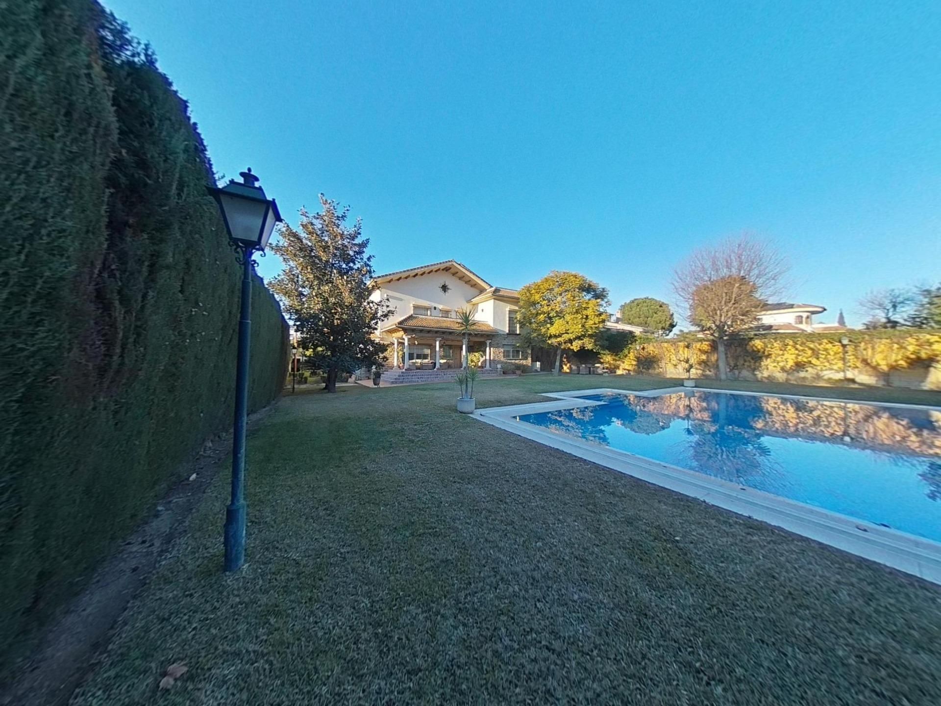 Garden of House or chalet for sale in  Córdoba Capital  with Air Conditioner, Heating and Terrace