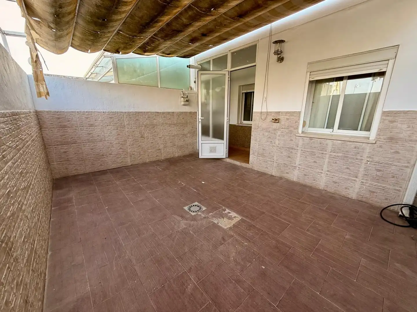 Terrasse von Einfamilien-Reihenhaus zur Miete in Badajoz mit Klimaanlage, Heizung und Terrasse