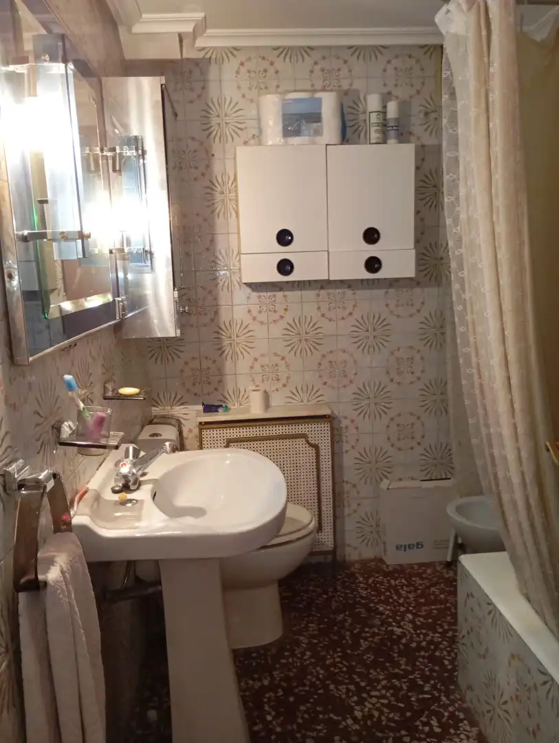 Baño de Piso en venta en Zaragoza con Calefacción, Jardín privado y Terraza