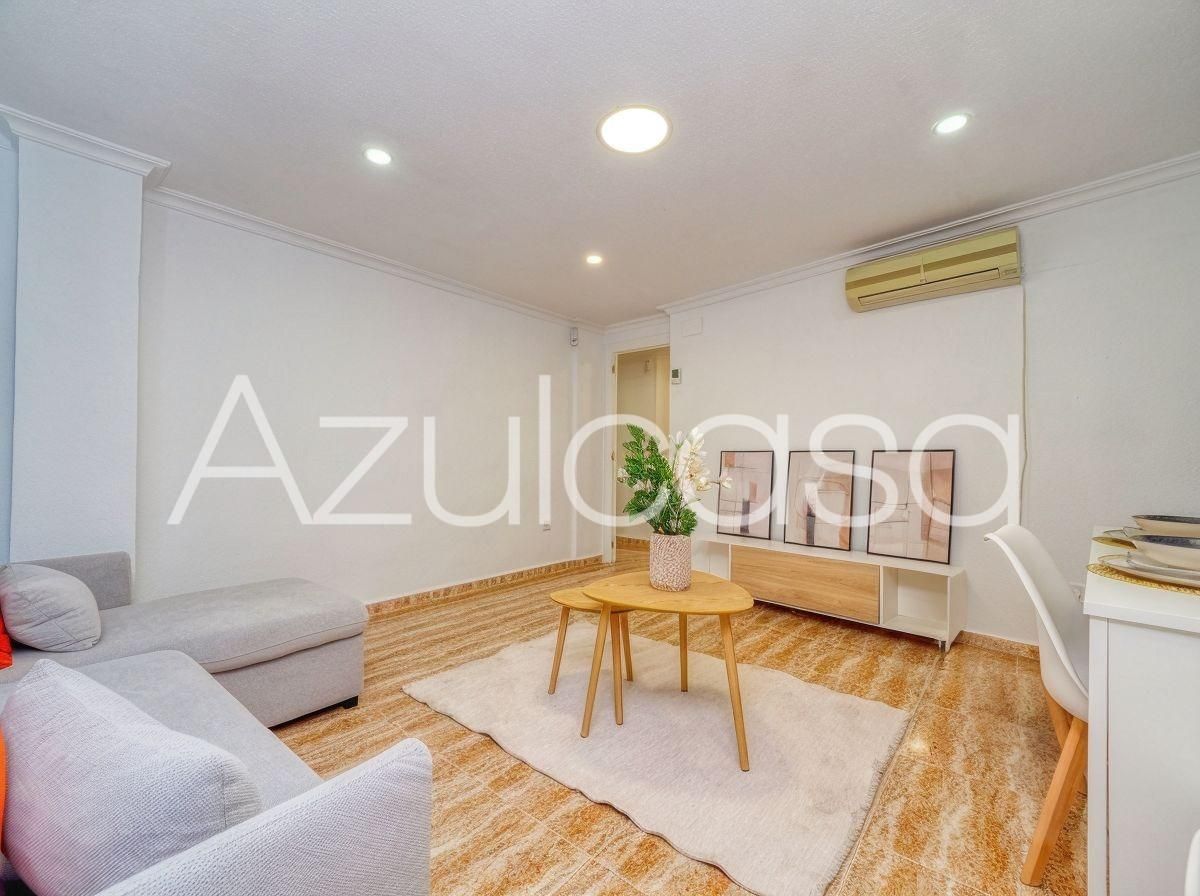Living room of Flat for sale in Alicante / Alacant  with Air Conditioner and Alarm