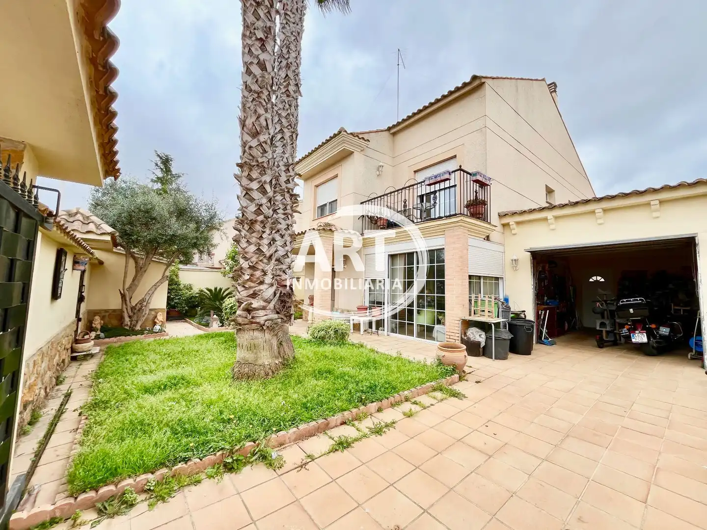 Garden of Houses for sale in L'Eliana  with Air Conditioner, Heating and Private garden