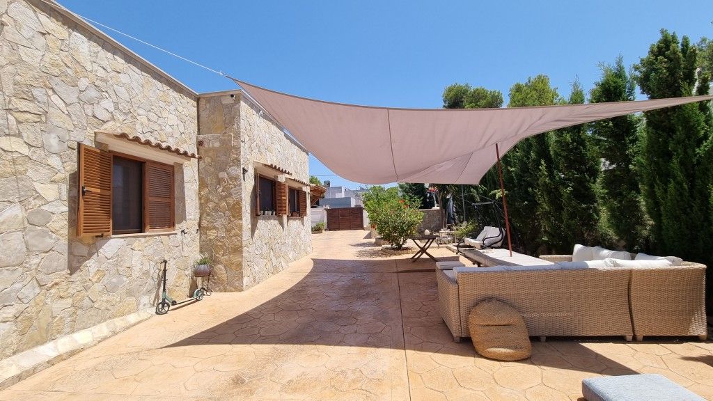 Terrace of House or chalet for sale in Calvià  with Air Conditioner, Heating and Swimming Pool