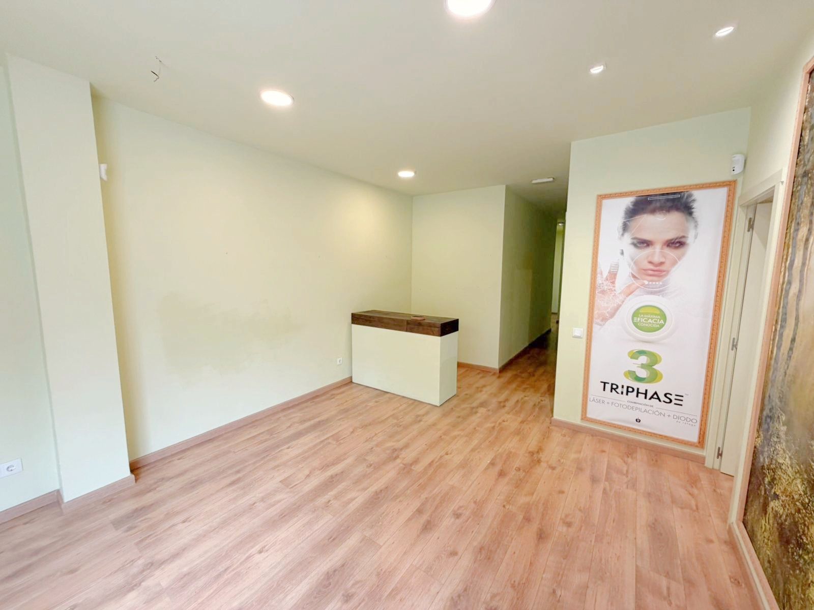 Premises for rent in Carrer de Frederic Soler, Estruch - Eixample