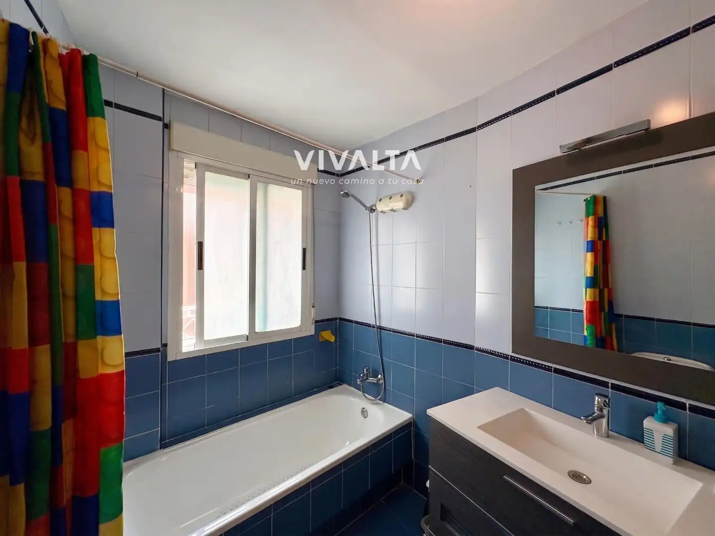 Baño de Estudio en venta en Madrid con Aire acondicionado y Amueblado