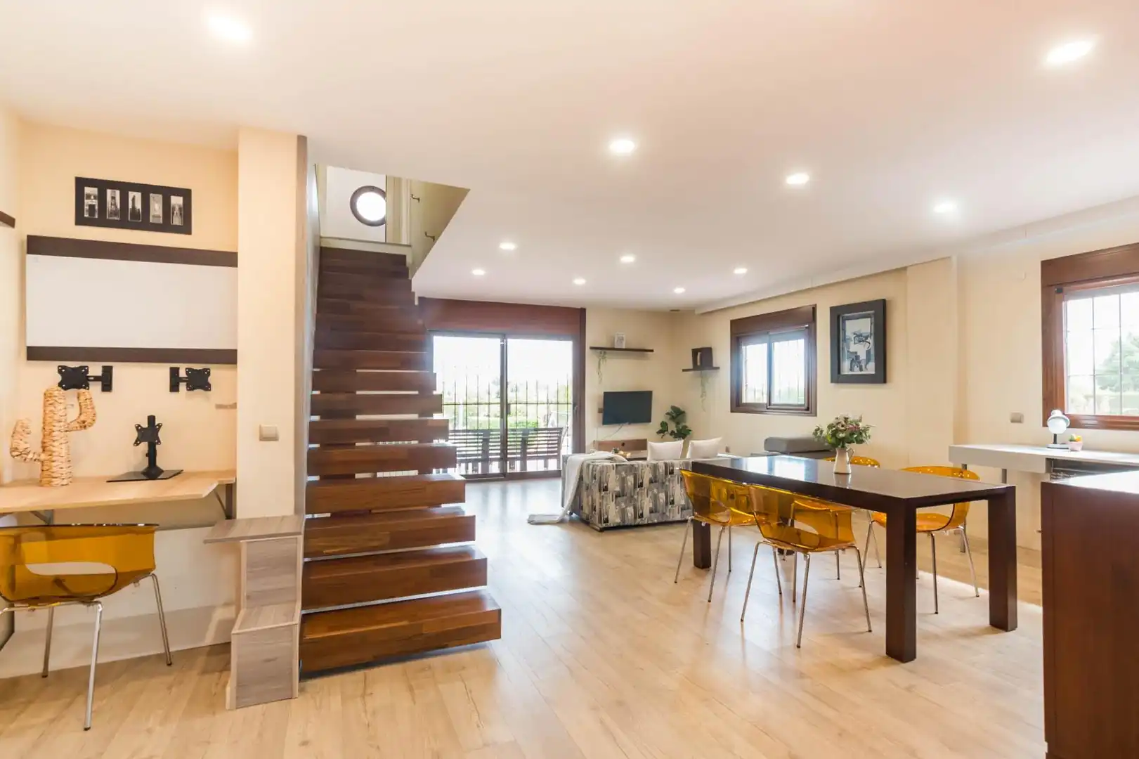 Sala de estar de Casa o chalet en venta en Murcia con Aire acondicionado, Calefacción y Jardín privado