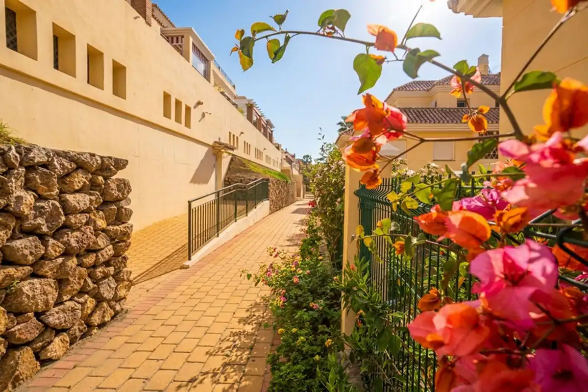 Vista exterior de Piso en venta en Vélez-Málaga con Aire acondicionado, Terraza y Trastero