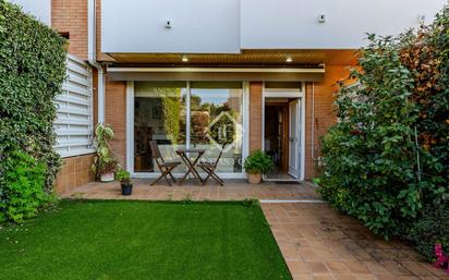 Exterior view of House or chalet for sale in El Masnou  with Air Conditioner, Heating and Private garden