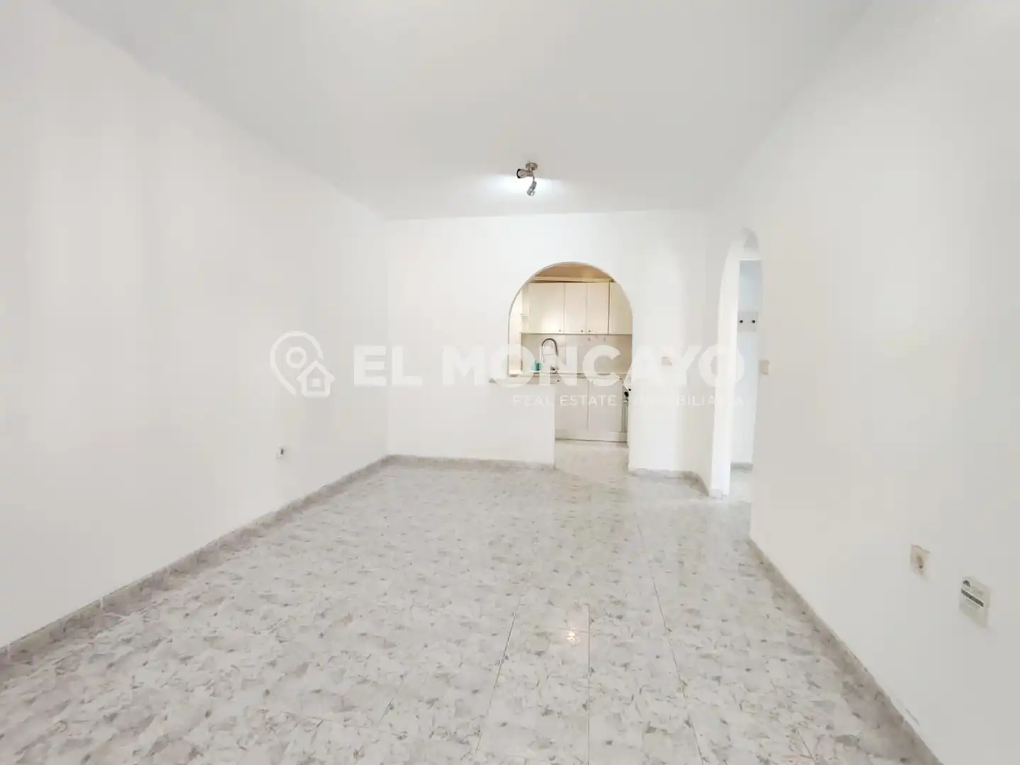 Menjador de Casa o xalet en venda en Orihuela amb Aire condicionat, Calefacció i Jardí privat