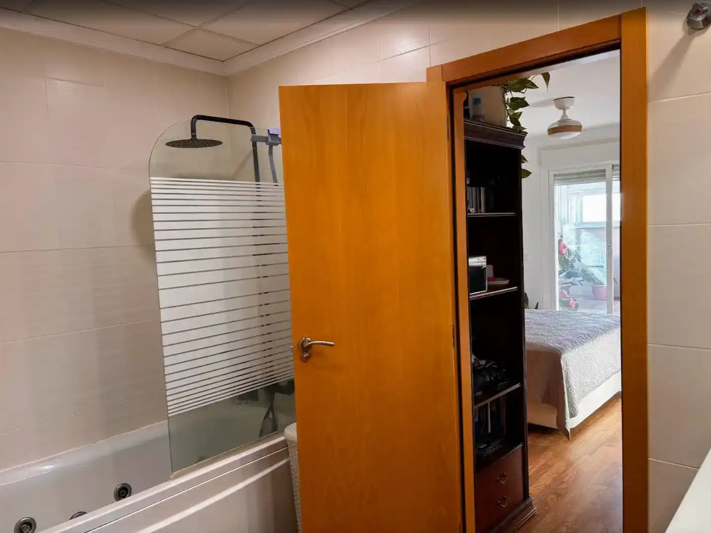 Bathroom of Flat for sale in Pedreguer  with Air Conditioner