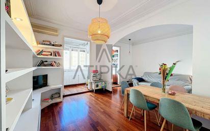 Living room of Flat for sale in  Barcelona Capital  with Air Conditioner and Balcony