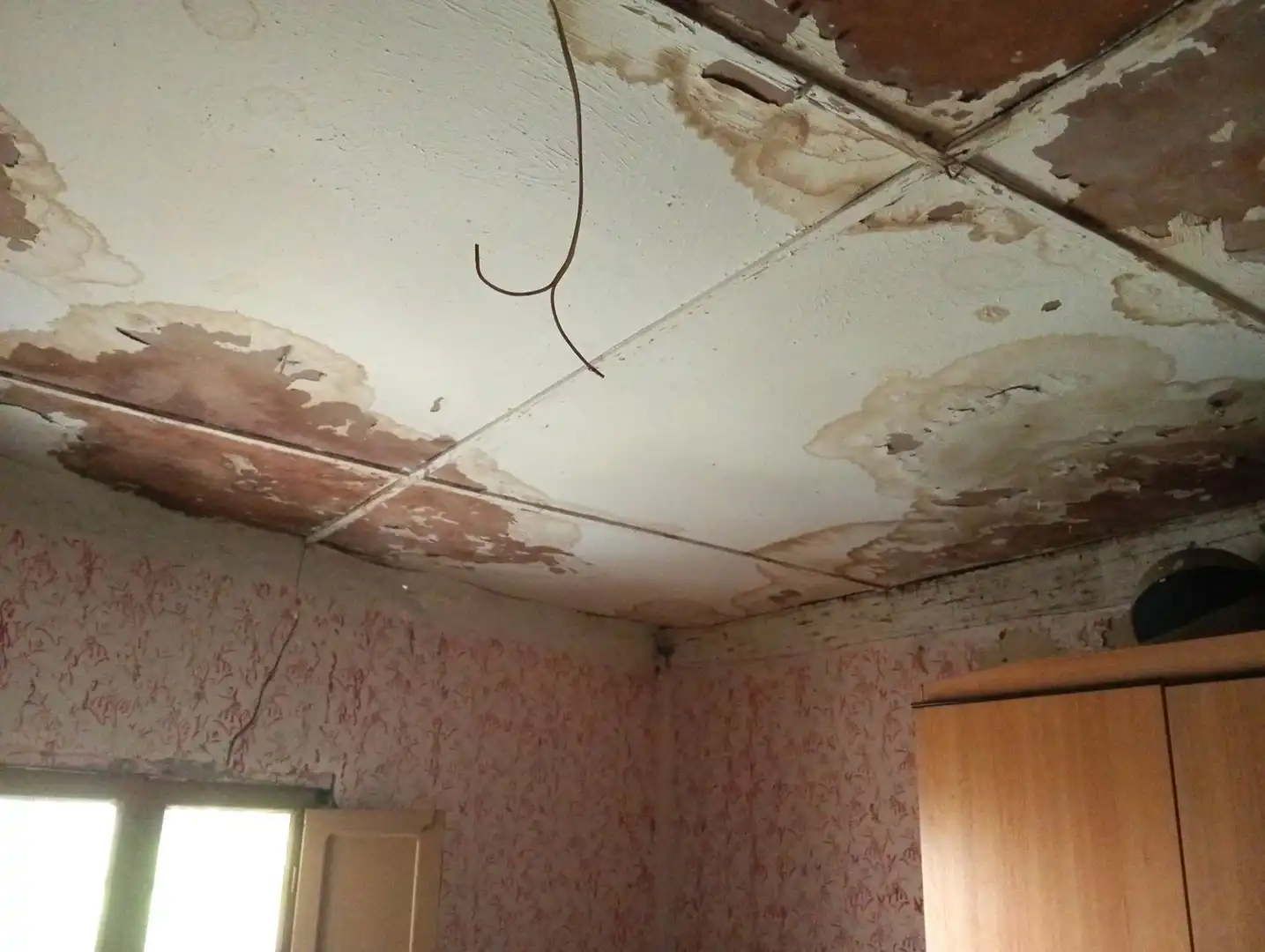 Houses for sale in Lena  with Storage room and Swimming Pool