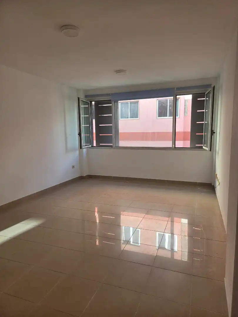 Fotografía del inmueble reportado: 1.100 €/mes — Duggi – Rambla – Los Hoteles, Santa Cruz de Tenerife