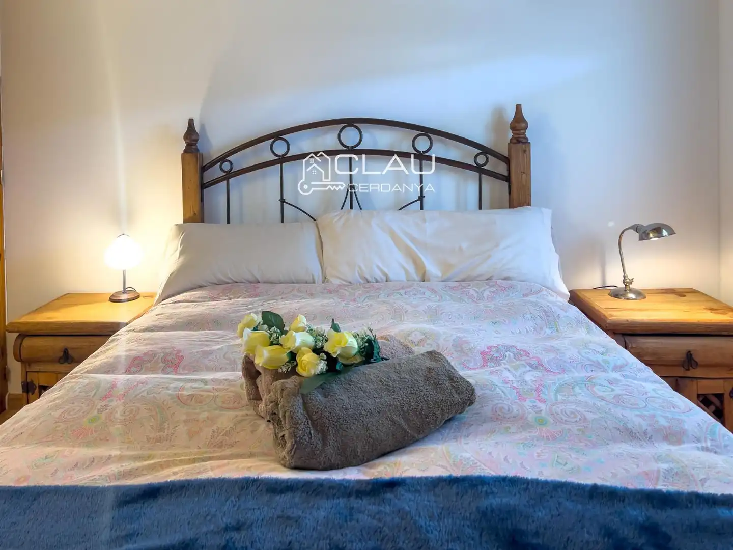 Bedroom of Detached homes for rent in Osséja  with Heating, Private garden and Parquet flooring