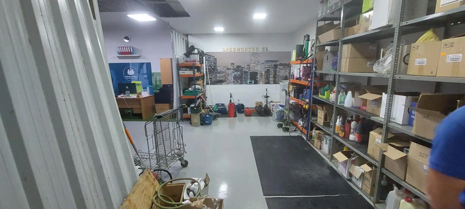Storage room for sale in Algeciras