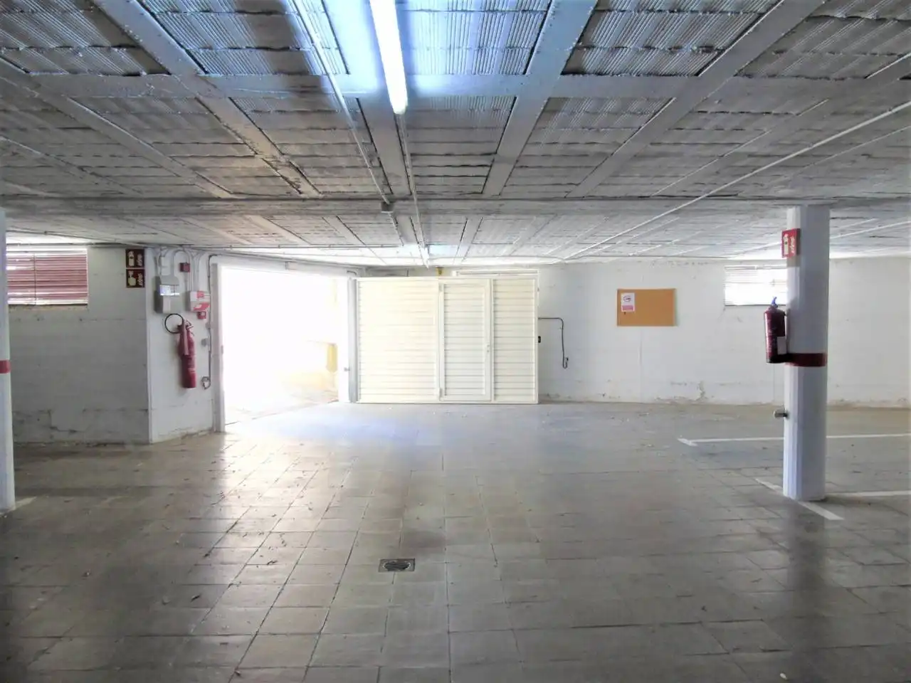 Parkplatz zum Verkauf in Estadi - Santa Anna, imagen 5