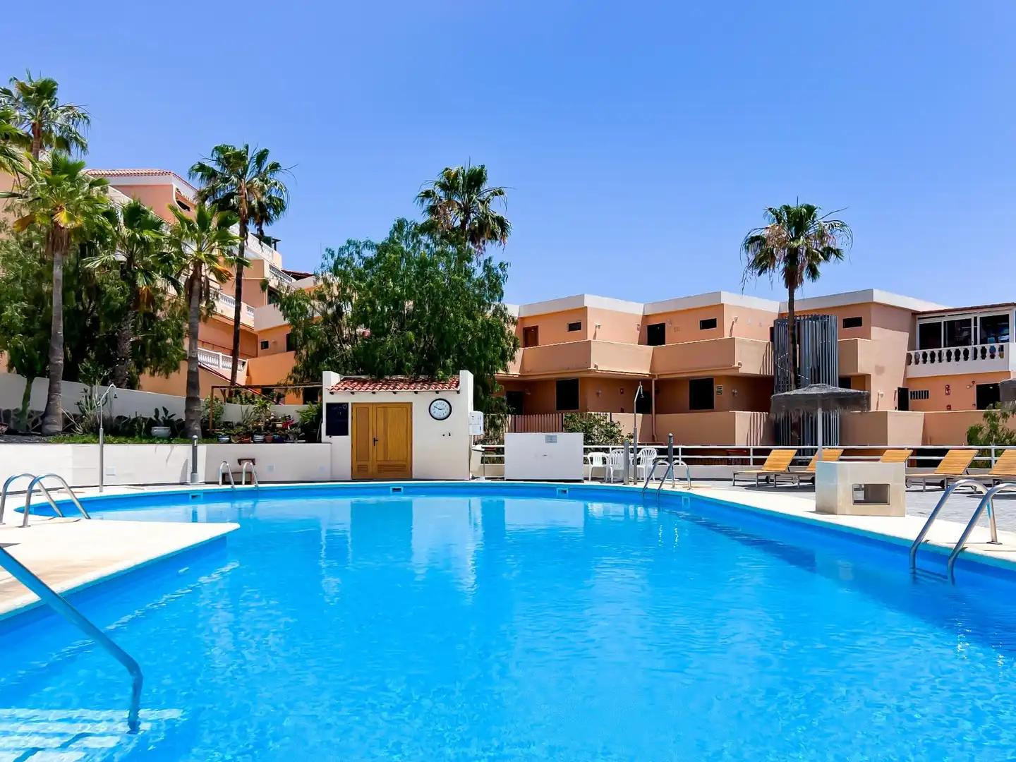 Piscina de Apartamento en venta en Adeje con Aire acondicionado, Terraza y Amueblado