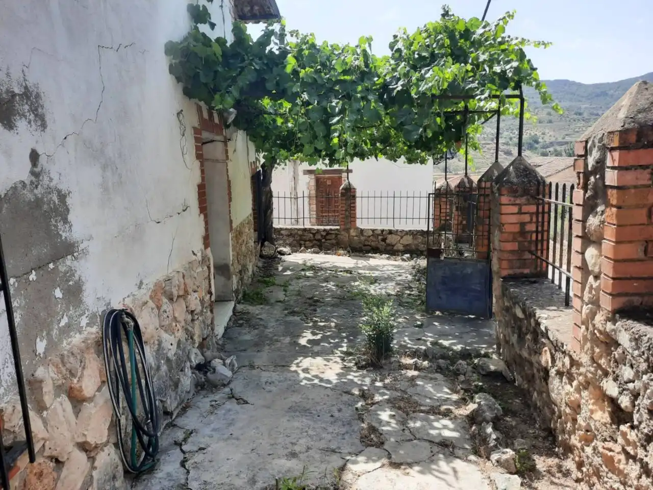Vista exterior de Casa o chalet en venta en Loranca de Tajuña con Jardín privado y Terraza