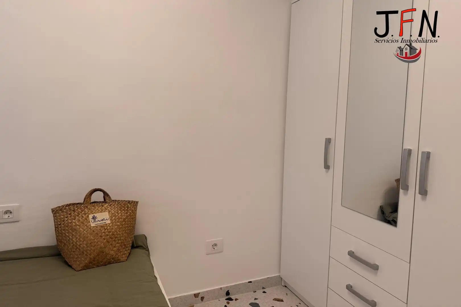 Ground floor for rent in Antigua  with Furnished, Alarm and Community pool