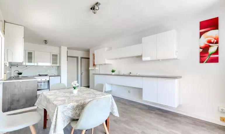Cocina de Apartamento en venta en Roses con Aire acondicionado, Calefacción y Parquet