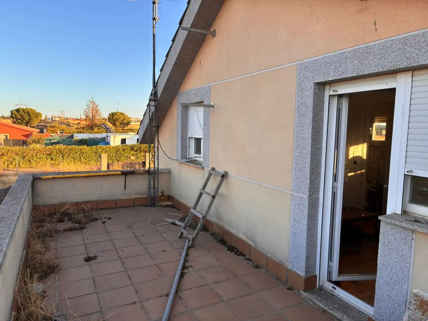 Terrassa de Casa o xalet en venda en Calvarrasa de Arriba amb Calefacció i Terrassa