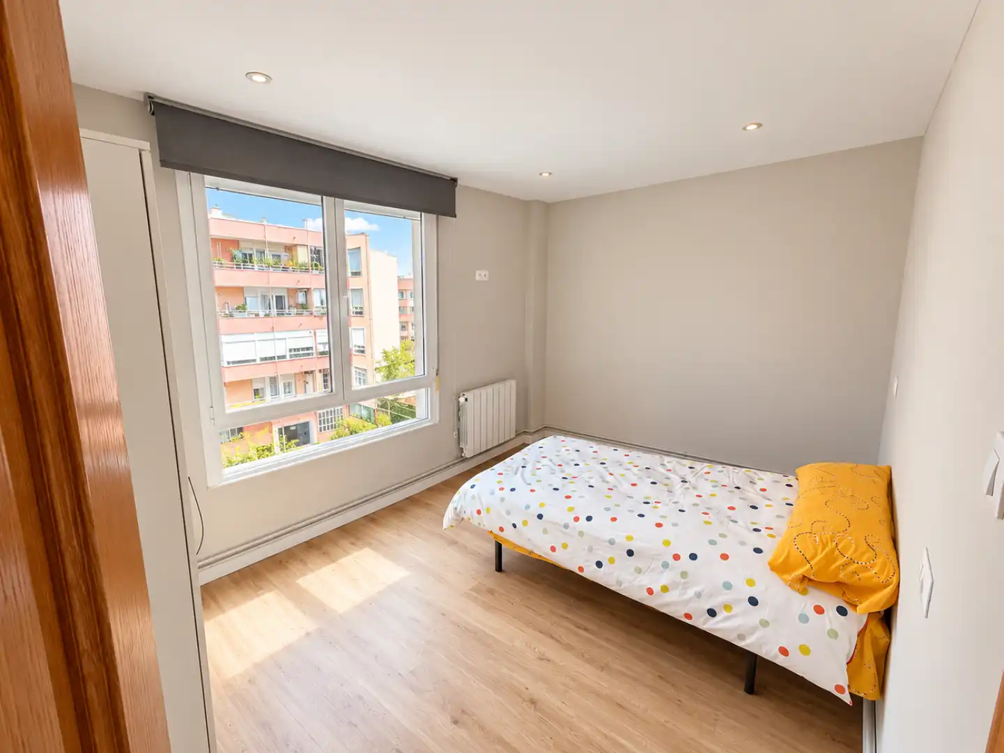 Bedroom of Flat for rent in Los Corrales de Buelna , Cantabria