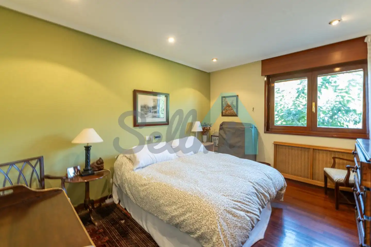 Bedroom of Detached homes for sale in Llanes  with Heating, Private garden and Parquet flooring