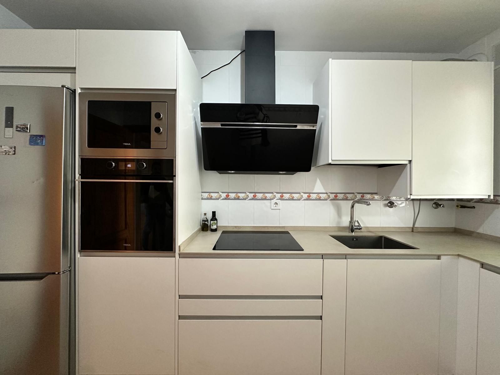 Kitchen of Attic for sale in Vélez-Málaga  with Air Conditioner, Heating and Terrace