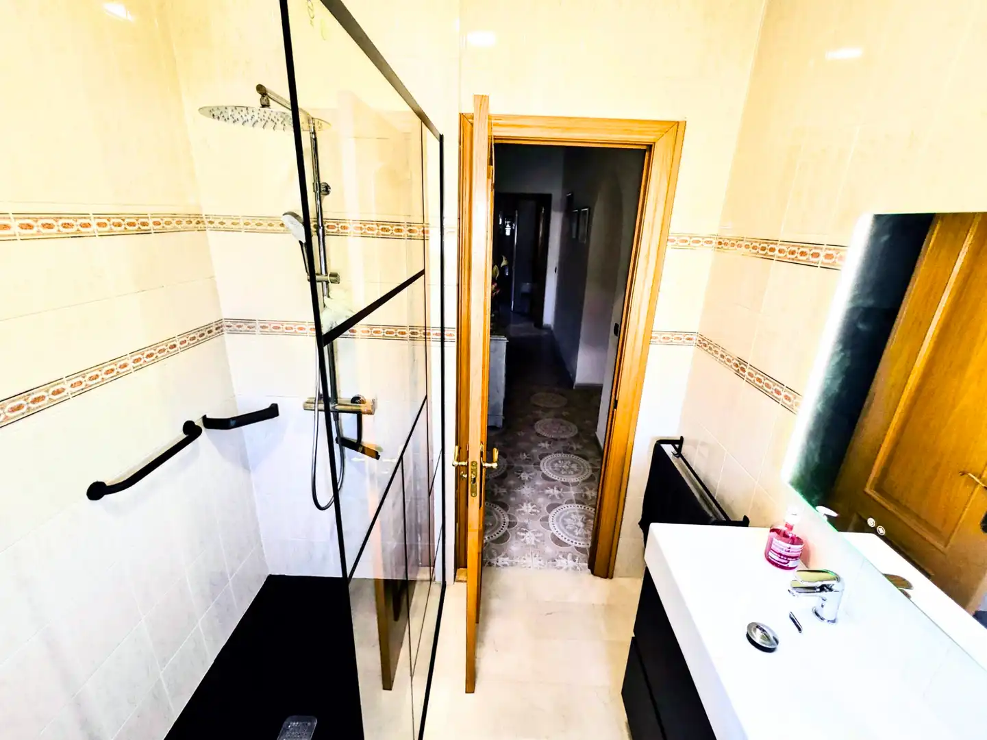 Baño de Casa o chalet en venta en El Casar de Escalona con Aire acondicionado, Calefacción y Jardín privado