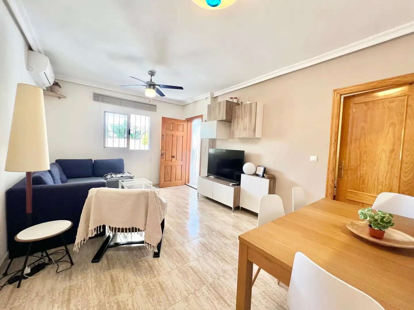 Sala de estar de Casa o chalet de alquiler en Pilar de la Horadada con Aire acondicionado, Calefacción y Terraza
